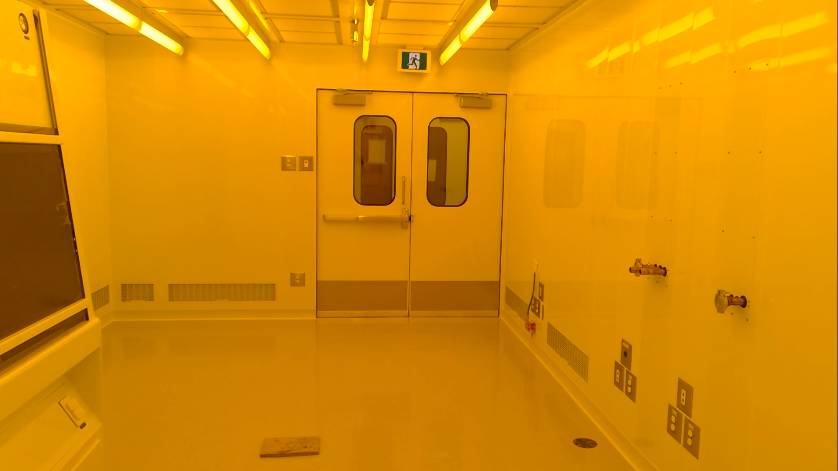ubc yellow cleanroom nanotechnology2 MECART