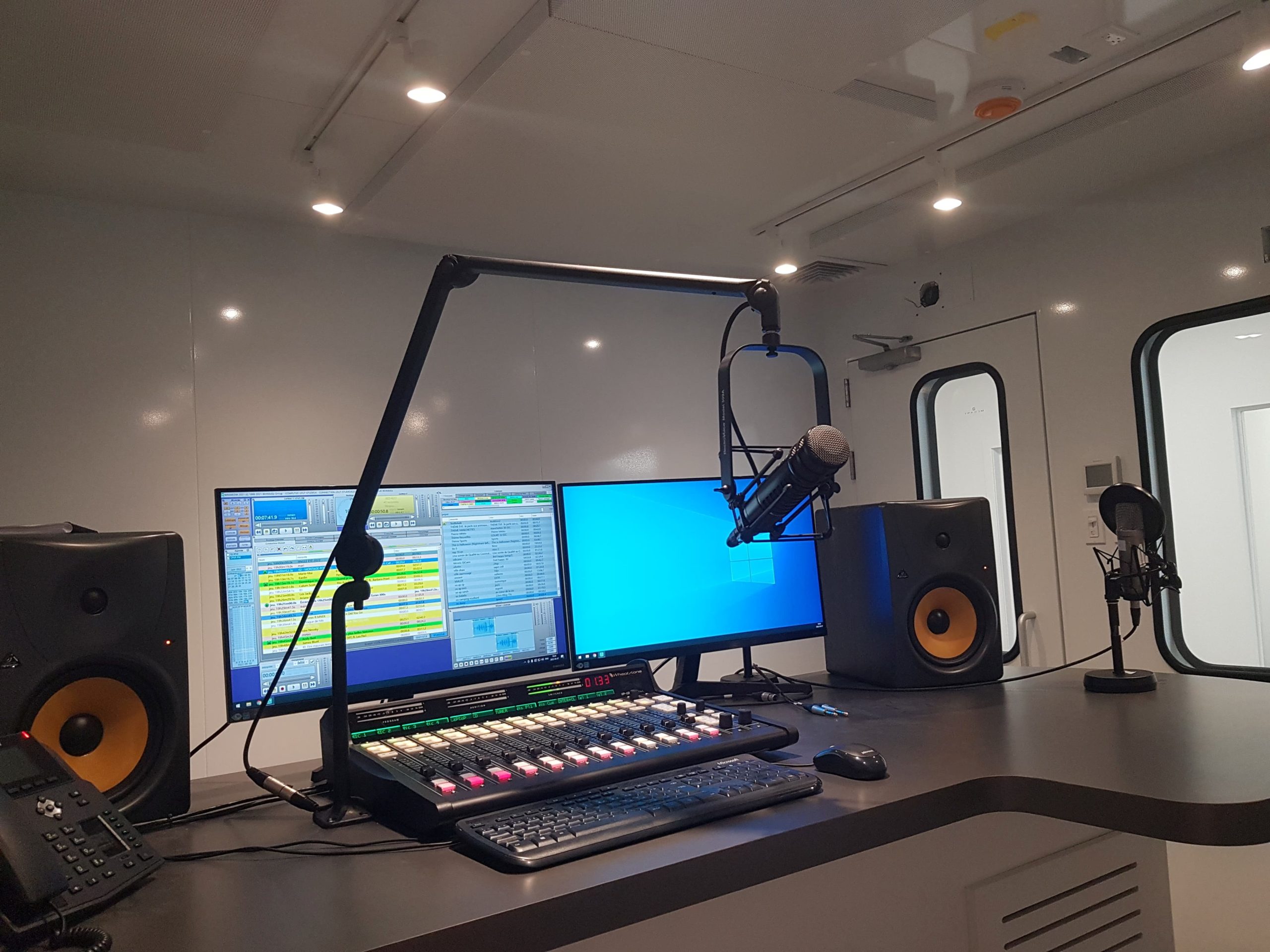 Radio Station Studio Booths - Country Pop Music (2)