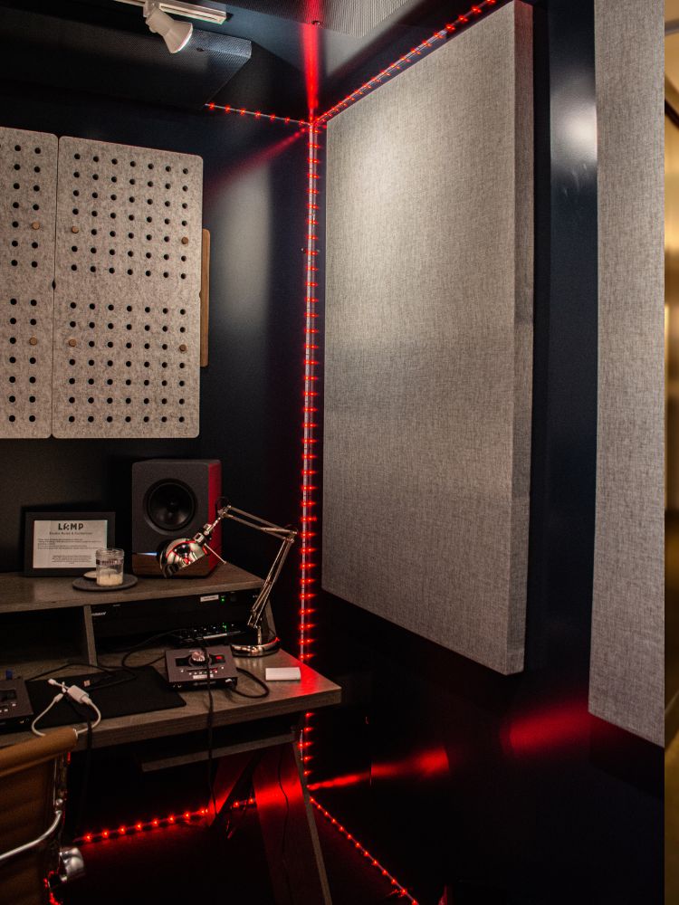 Modular & Portable Sound Booth Tackling Construction Permit Obstacles