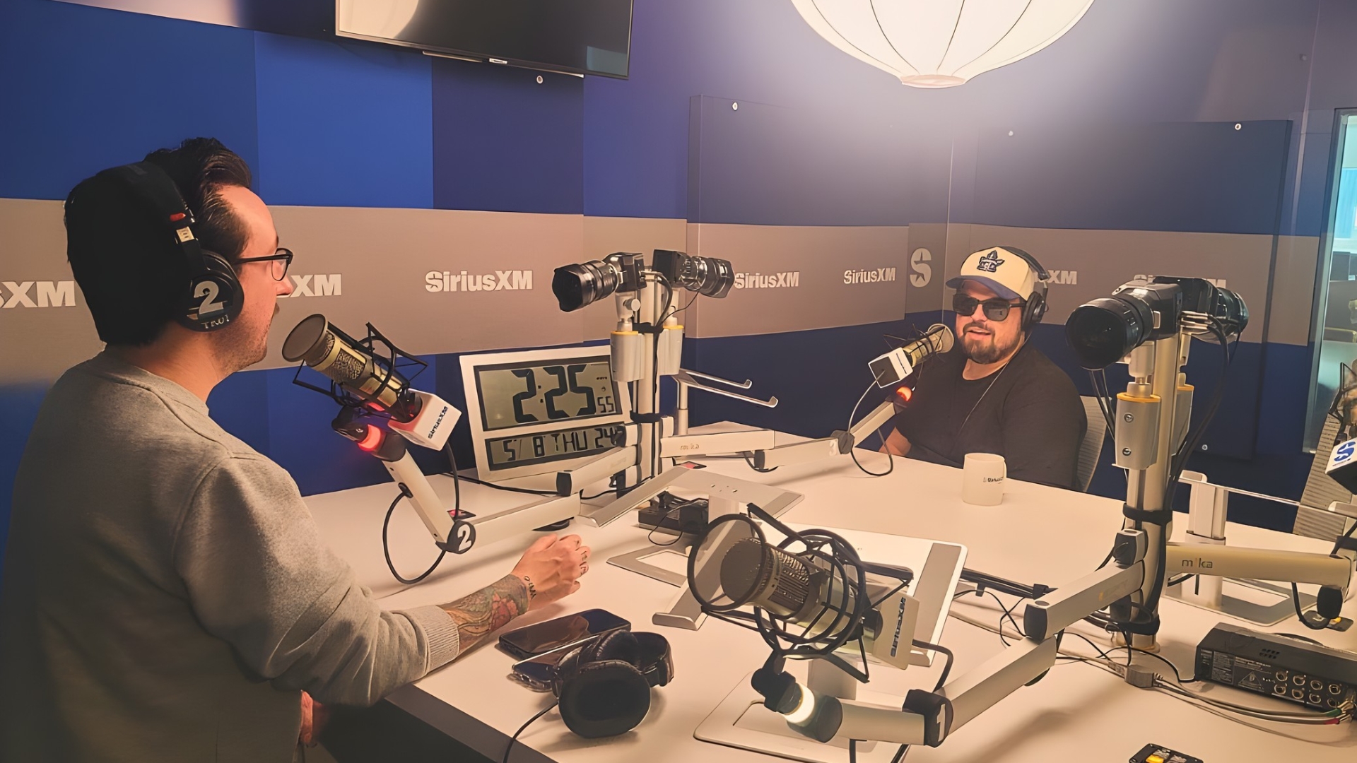 SiriusXM studio seen through MECART’s large glazed window